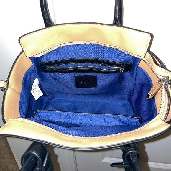 Khaki “REED” by Reed Krakoff shoulder bag with adjustable shoulder strap - Picture 7 of 9